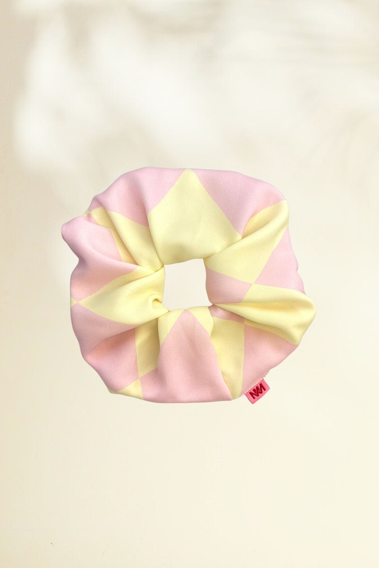 SCRUNCHIES (PALE PINK/PALE YELLOW) MAMOUSH