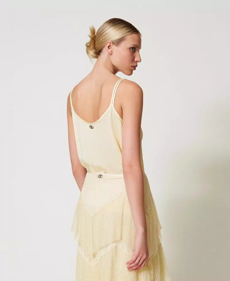 ΣΑΤΕΝ ΤΟΠ ΜΕ ΚΕΝΤΗΜΑ TWINSET