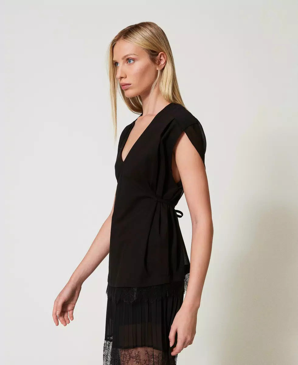 ΜΠΛΟΥΖΑ ΜΕ ΔΑΝΤΕΛΑ TWINSET