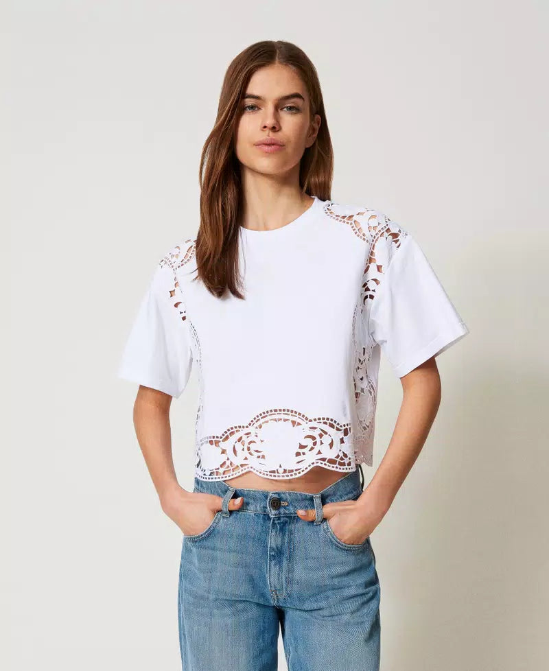 T-SHIRT SANGALLO ΜΕ ΚΕΝΤΗΜΑ TWINSET