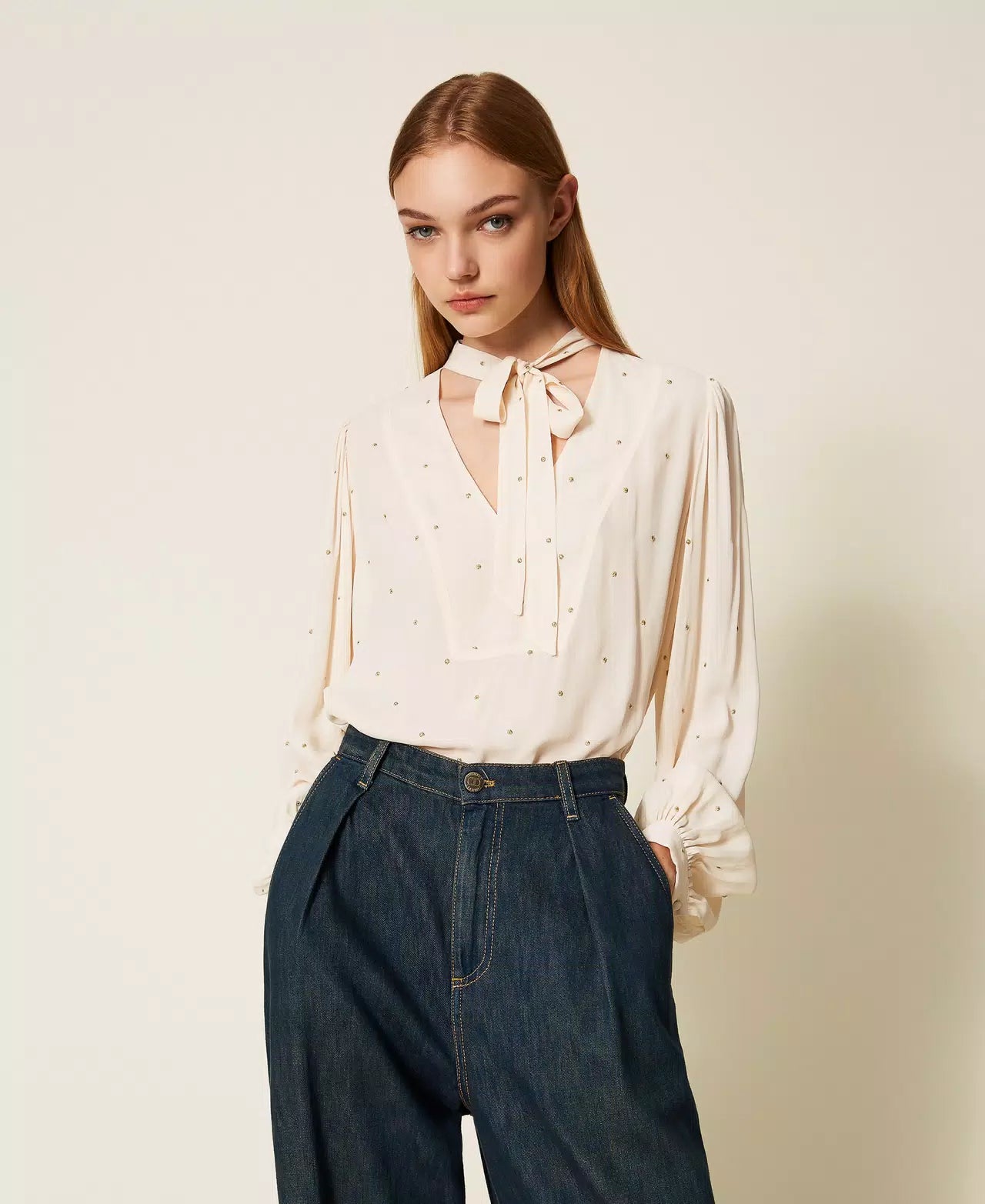 ΜΠΛΟΥΖΑ ΜΕ ΚΕΝΤΗΜΑ LUREX TWINSET