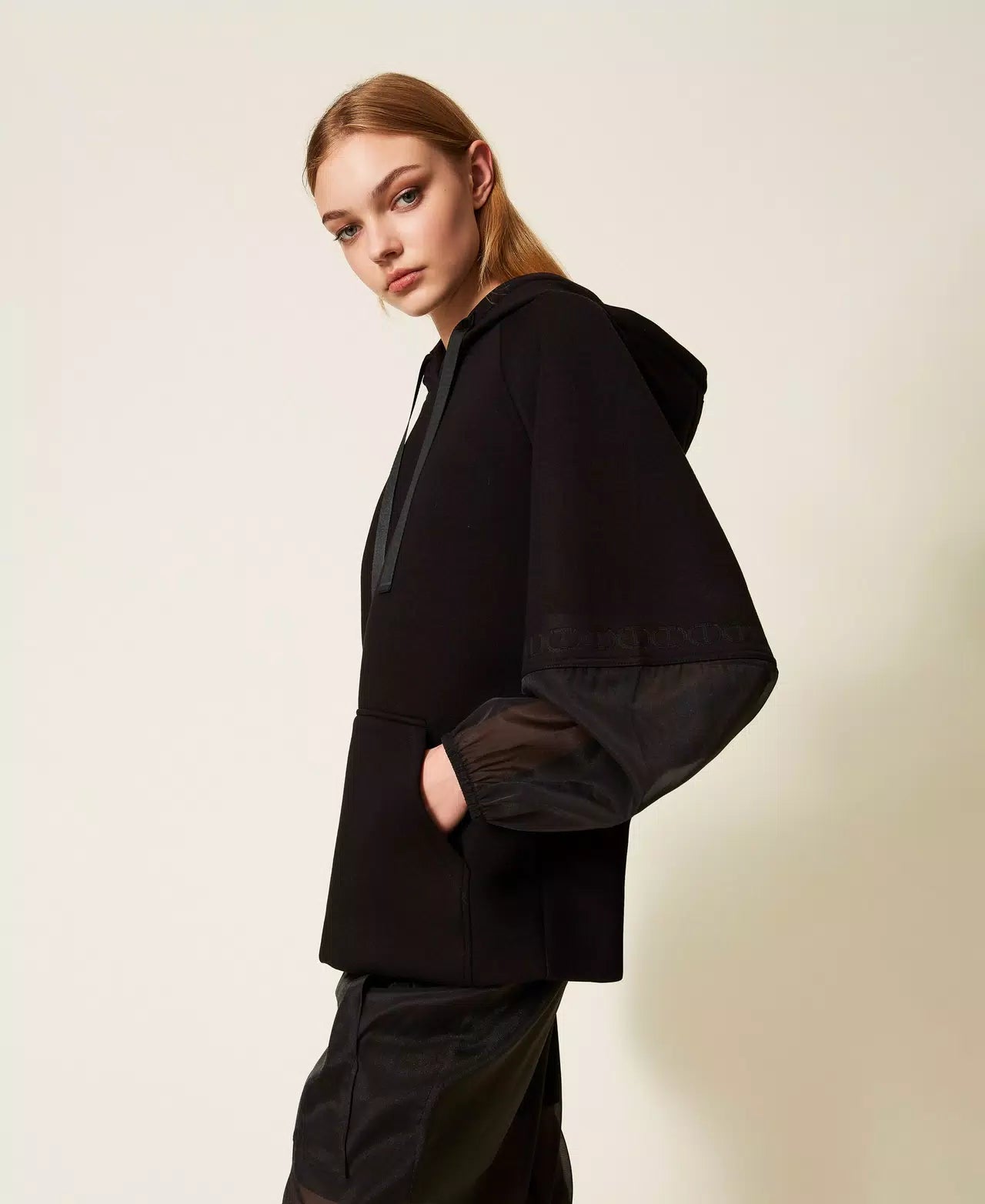 ΦΟΥΤΕΡ ΜΠΛΟΥΖΑ ΑΠΟ ΥΦΑΣΜΑ SCUBA ΚΑΙ ΟΡΓΑΝΤΣΑ TWINSET