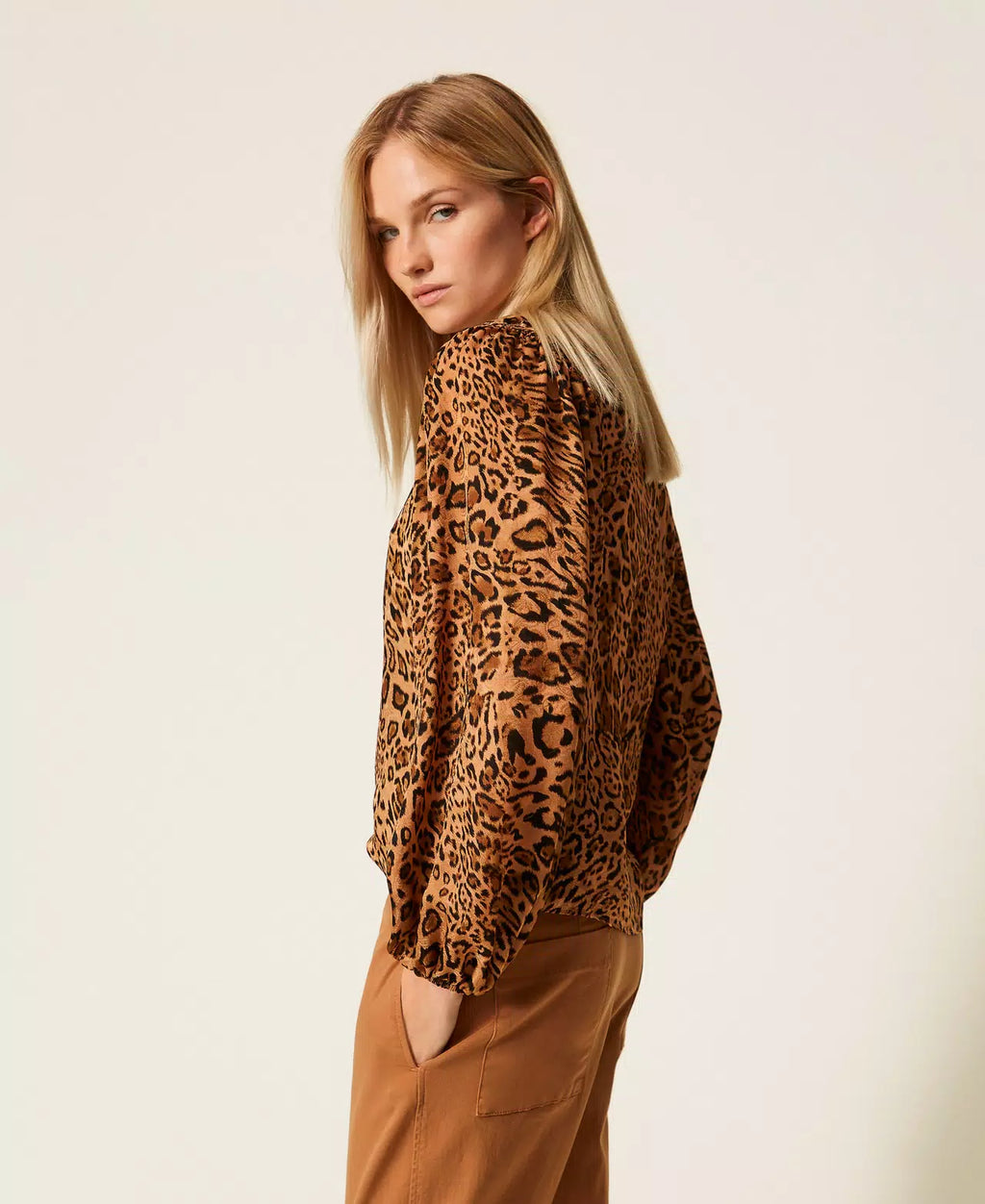 ΠΟΥΚΑΜΙΣΟ ΖΑΚΑΡ ΜΕ ANIMAL PRINT TWINSET