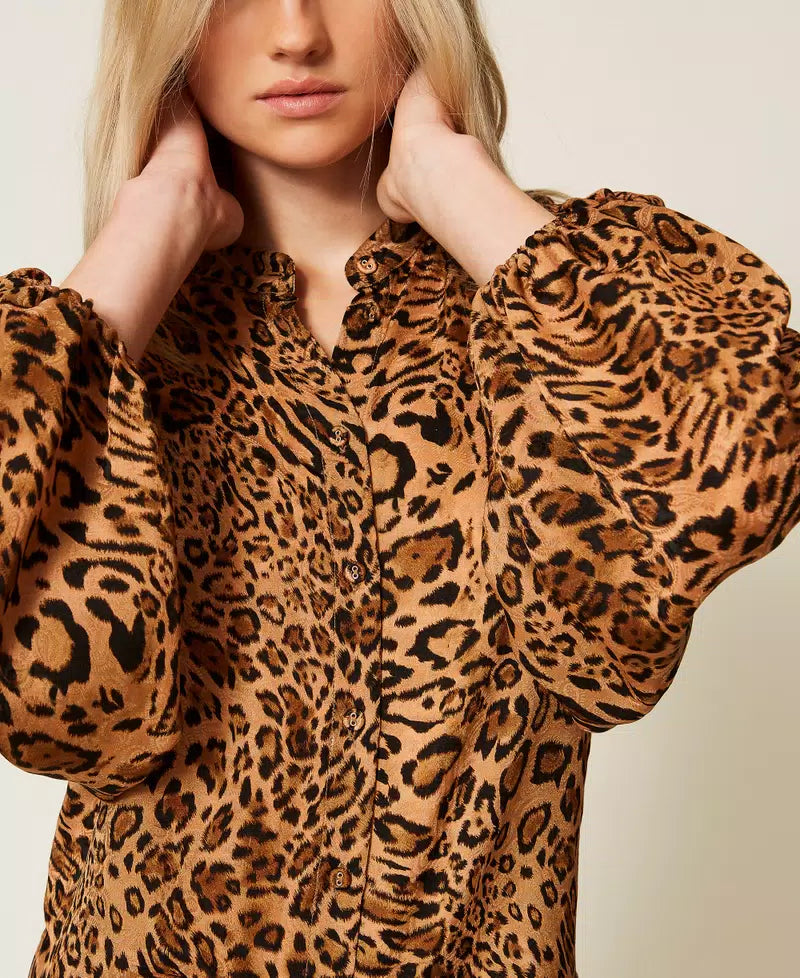 ΠΟΥΚΑΜΙΣΟ ΖΑΚΑΡ ΜΕ ANIMAL PRINT TWINSET