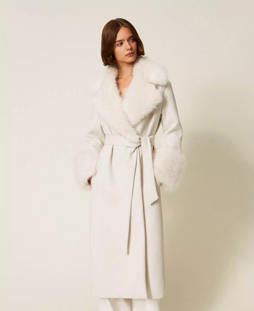 ΜΑΚΡΥ ΠΑΛΤΟ ΜΕ ΓΟΥΝΑ (WHITE) TWINSET MILANO