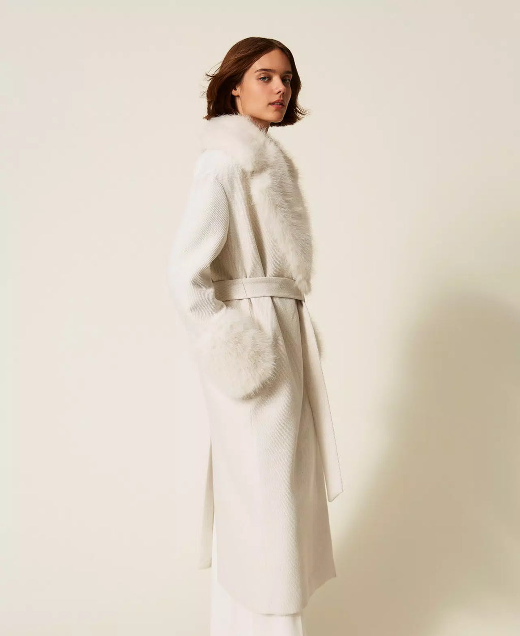 ΜΑΚΡΥ ΠΑΛΤΟ ΜΕ ΓΟΥΝΑ (WHITE) TWINSET MILANO
