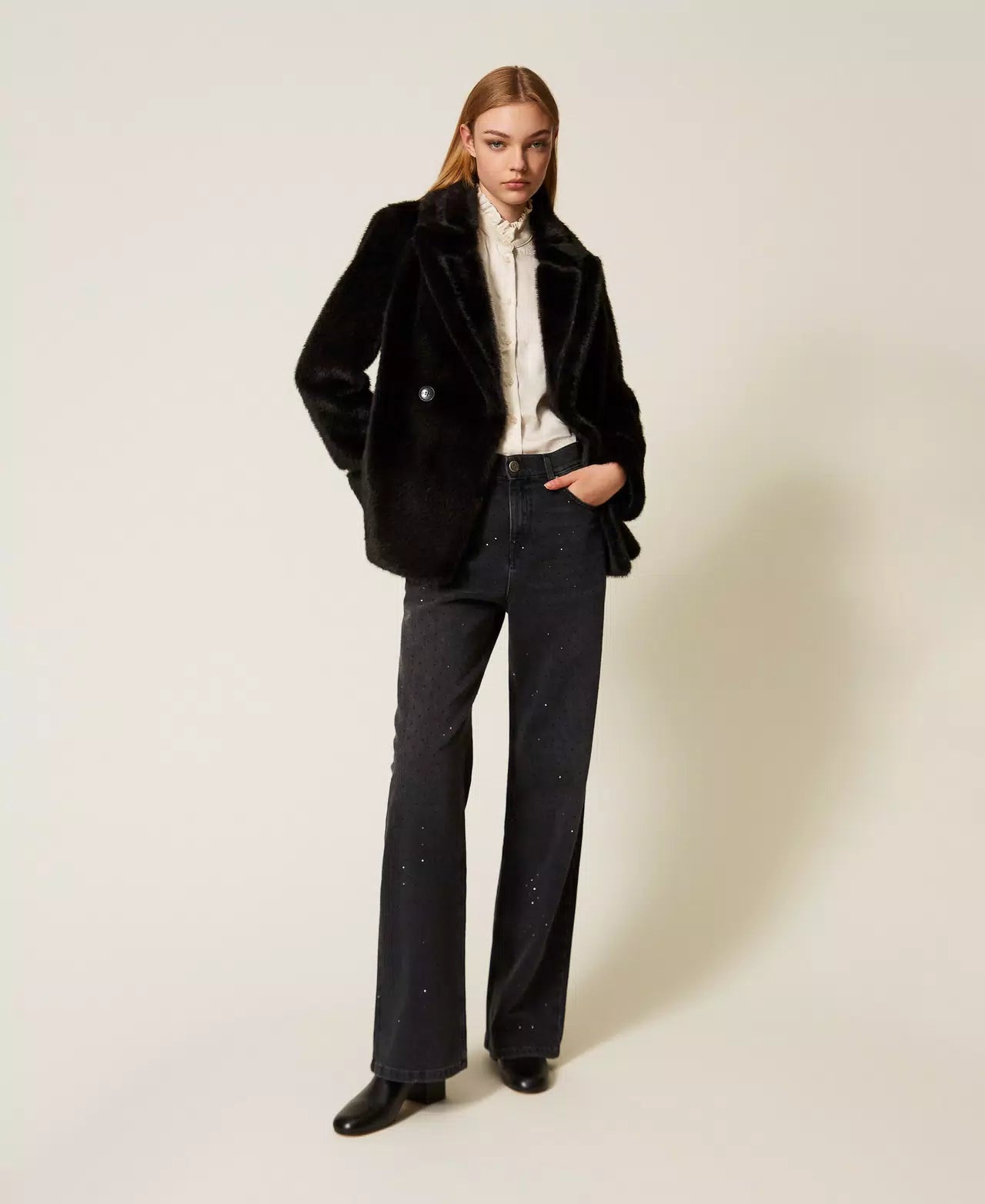 ΜΑYΡΟ ΤΖΙΝ ΜΕ ΠEΝΤΕ ΤΣEΠΕΣ ΚΑΙ ΣΤΡΑΣ TWINSET MILANO