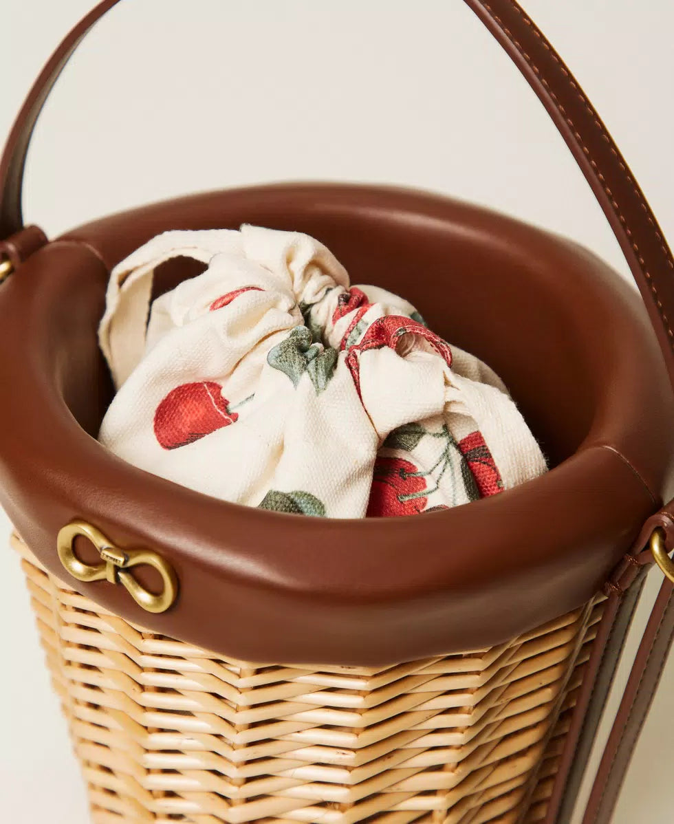 ΨΑΘΙΝΗ ΤΣΑΝΤΑ BUCKET ΜΕ ΤΣΑΝΤΑΚΙ ΚΕΡΑΣΙΑ TWINSET