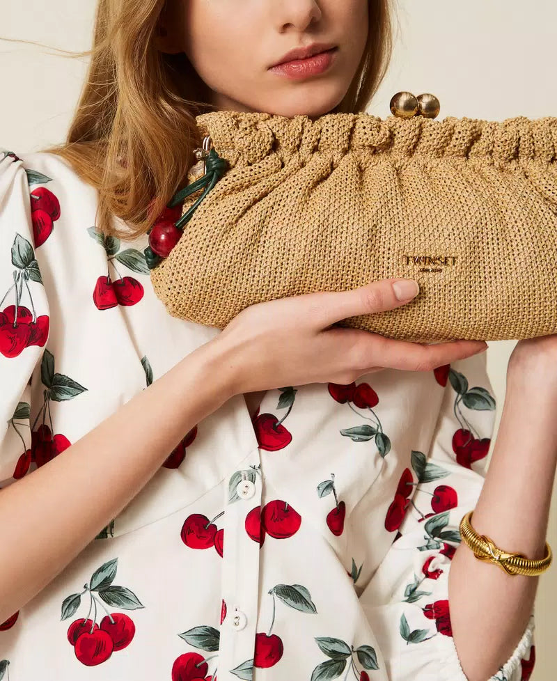 ΤΣΑΝΤΑ CLUTCH ΑΠΟ RAFFIA ΜΕ CHARM TWINSET