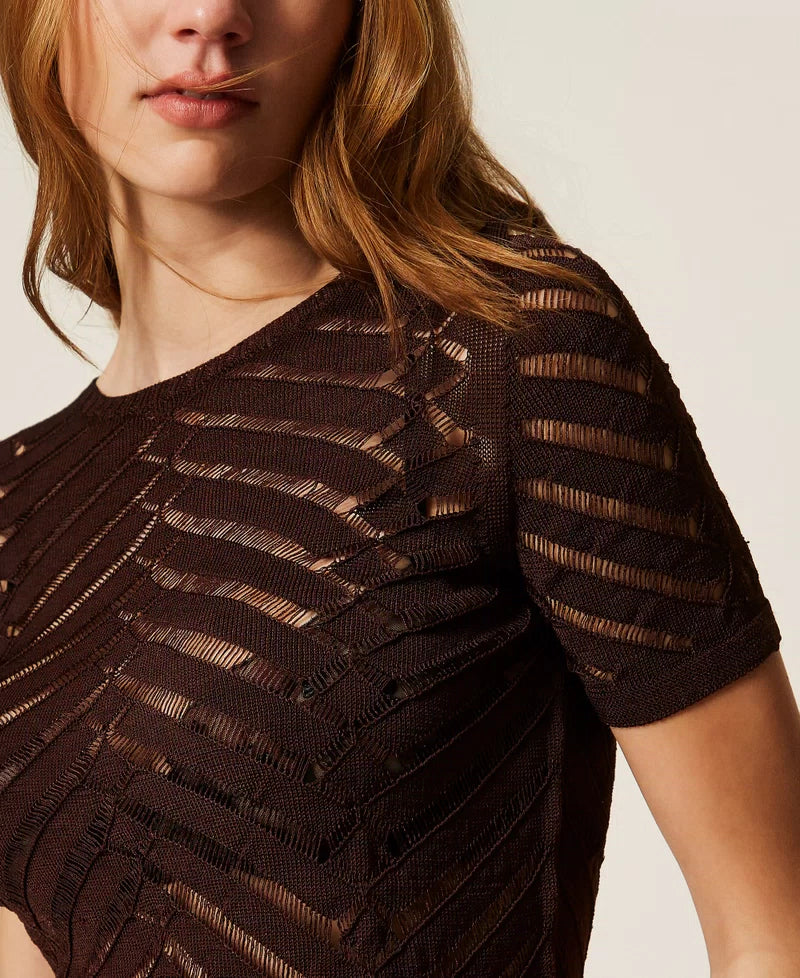 ΕΦΑΡΜΟΣΤΗ ΜΠΛΟΥΖΑ ΣΕ ΣΧΗΜΑ CHEVRON TWINSET