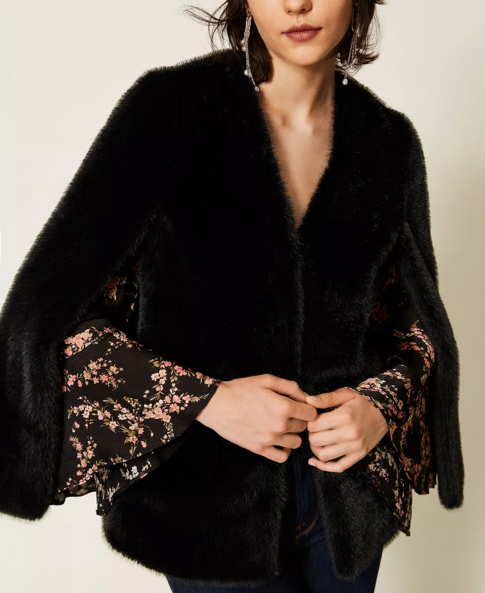 ΚΑΠΑ ΑΠΟ FAUX FUR ΓΟΥΝΑ TWINSET
