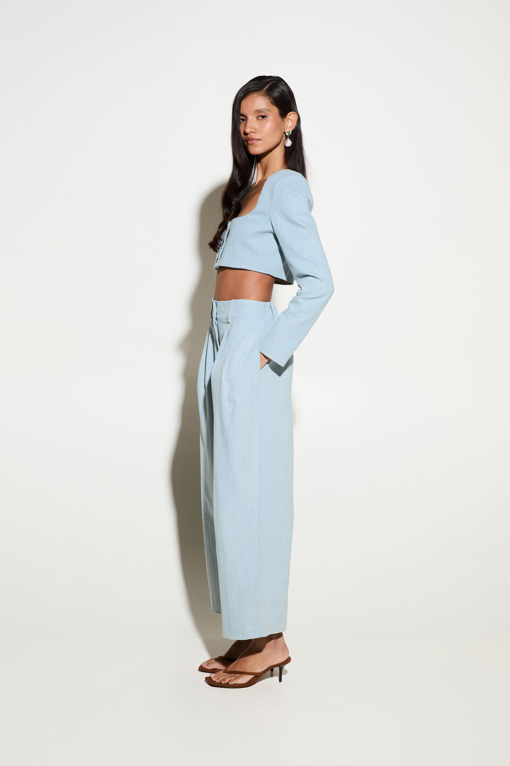 CROP TOP SQUARE MILKWHITE