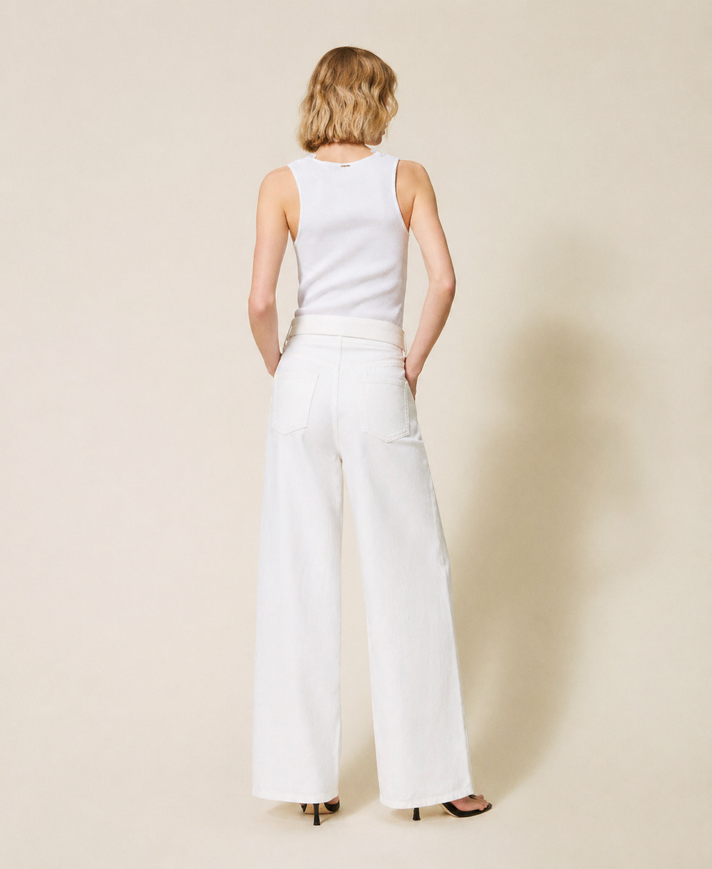 ΤΖΙΝ ΠΑΝΤΕΛOΝΙ ΜΕ ΖΩΝΗ TWINSET