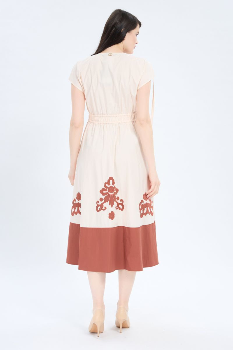 MIDI ΦΟΡΕΜΑ ΜΕ ΦΛΟΡΑΛ ΛΕΠΤΟΜΕΡΕΙΕΣ TWINSET