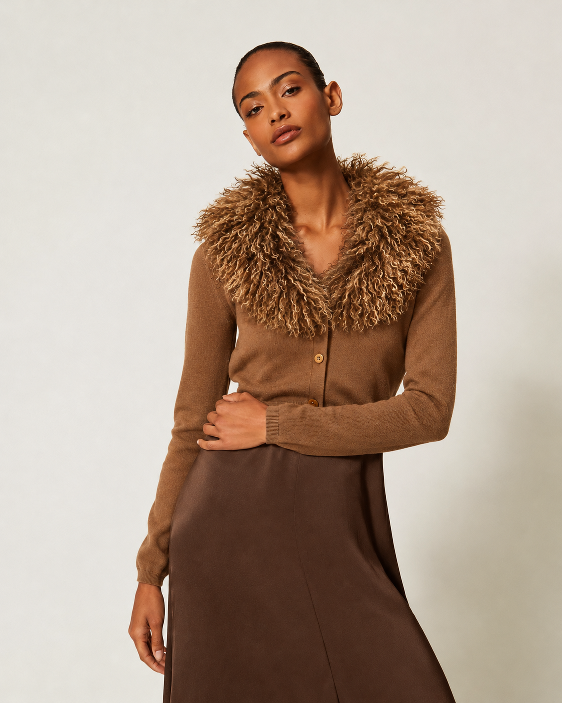 ΚΟΝΤΗ ΖΑΚΕΤΑ ΜΕ FAUX FUR TWINSET