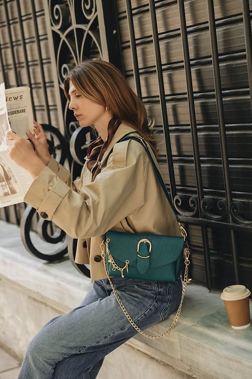 “LOVESONG" ΤΣΑΝΤΑ ΩΜΟΥ (FOREST GREEN) INDIVIDUAL