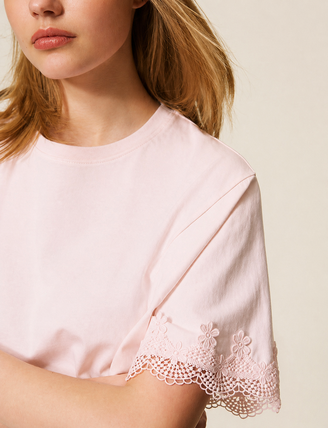 ΒΑΜΒΑΚΕΡΗ ΜΠΛΟΥΖΑ ΜΕ ΔΑΝΤΕΛΑ (PINK) TWINSET