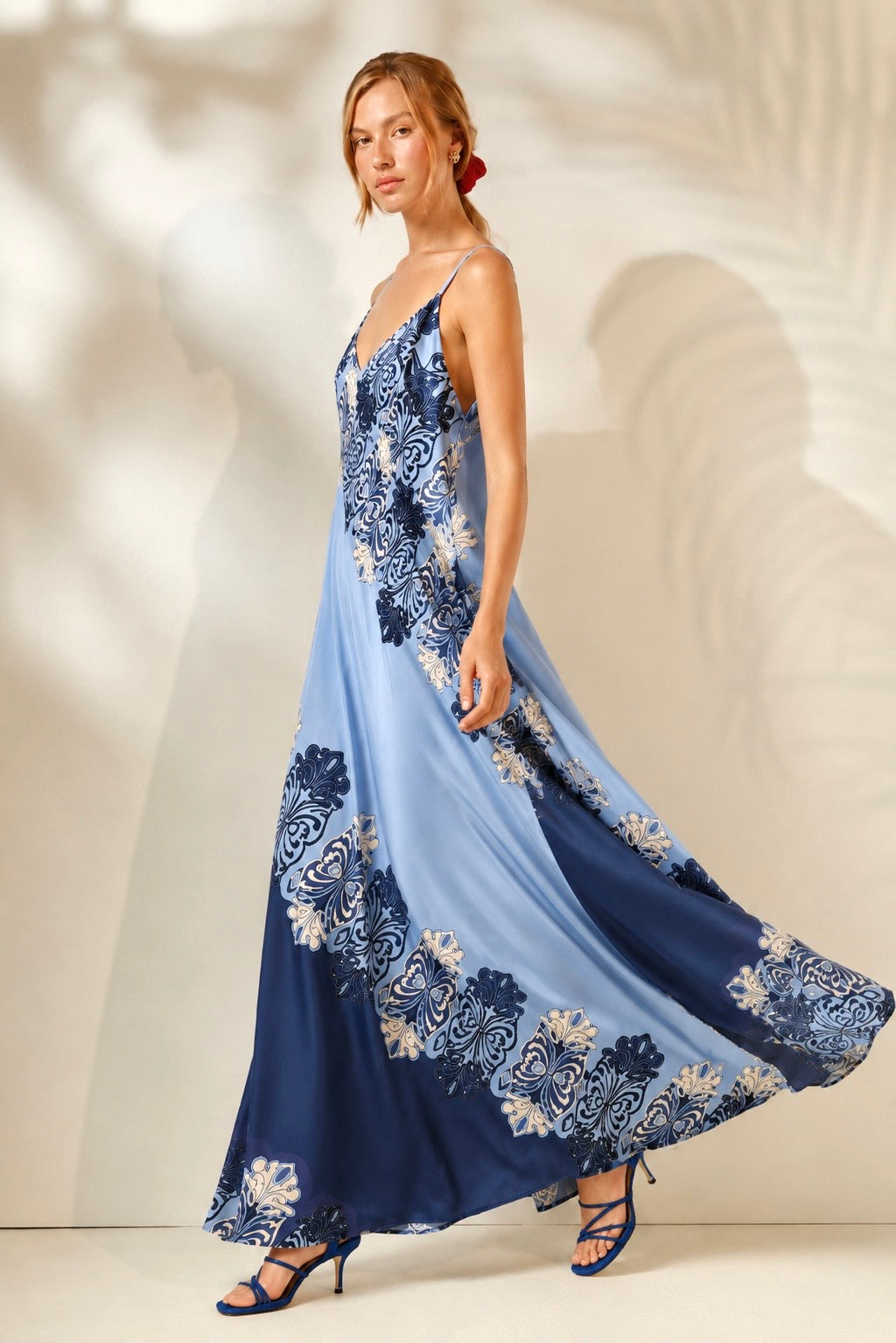 ‘KELLY’ ΜAXI ΦΟΡΕΜΑ (BLUE) MAMOUSH