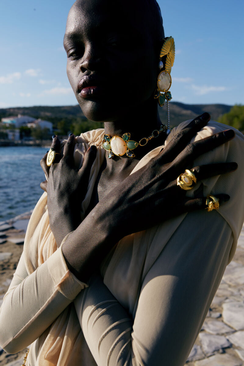 IONE ΣΚΟΥΛΑΡΙΚΙΑ DESPERATE DESIGN