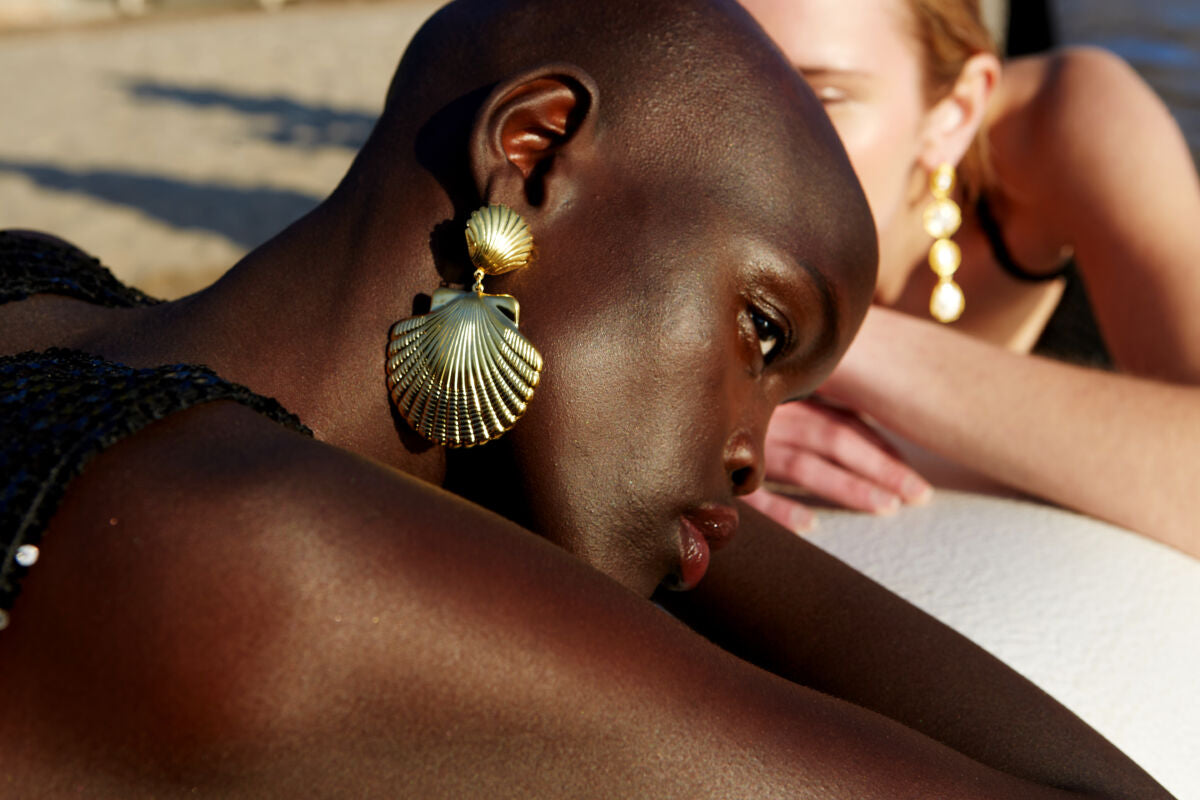 LEUCOSIA ΣΚΟΥΛΑΡΙΚΙΑ DESPERATE DESIGN