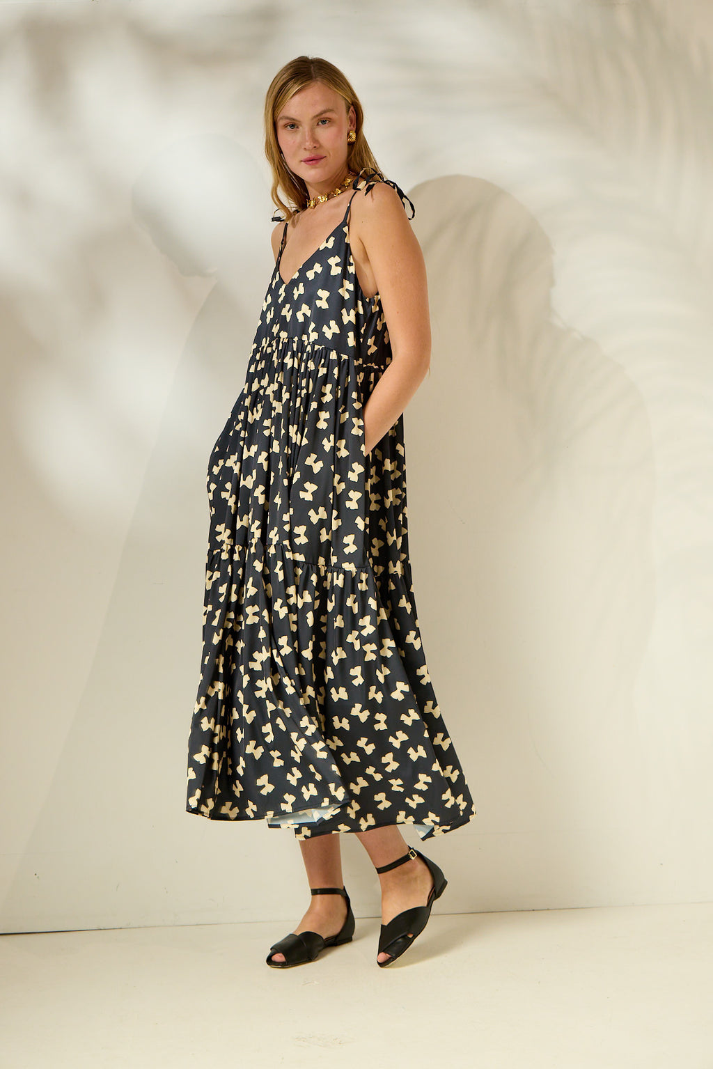 'JULIANNA' ΜΙΝΤΙ ΦΟΡΕΜΑ (BLACK/BOWS) MAMOUSH