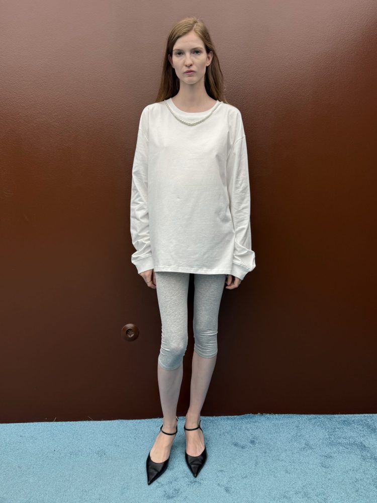 ΜΠΛΟΥΖΑ ΜΕ ΠΕΡΛΕΣ (WHITE) MILKWHITE