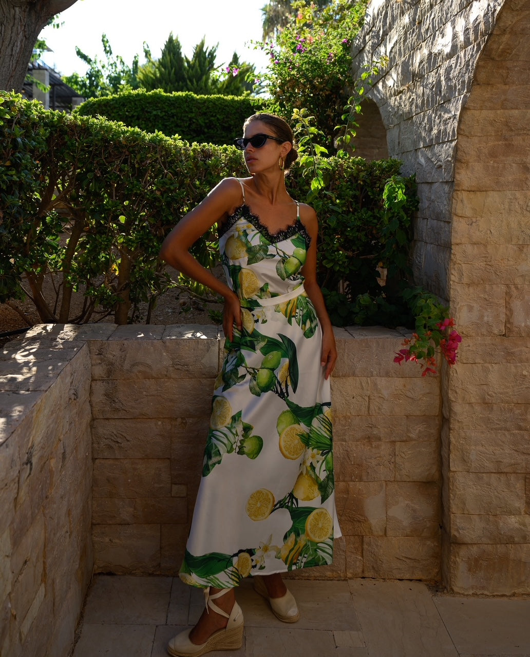 YULI ΣΑΤΕΝ ΦΟΥΣΤΑ MAMOUSH