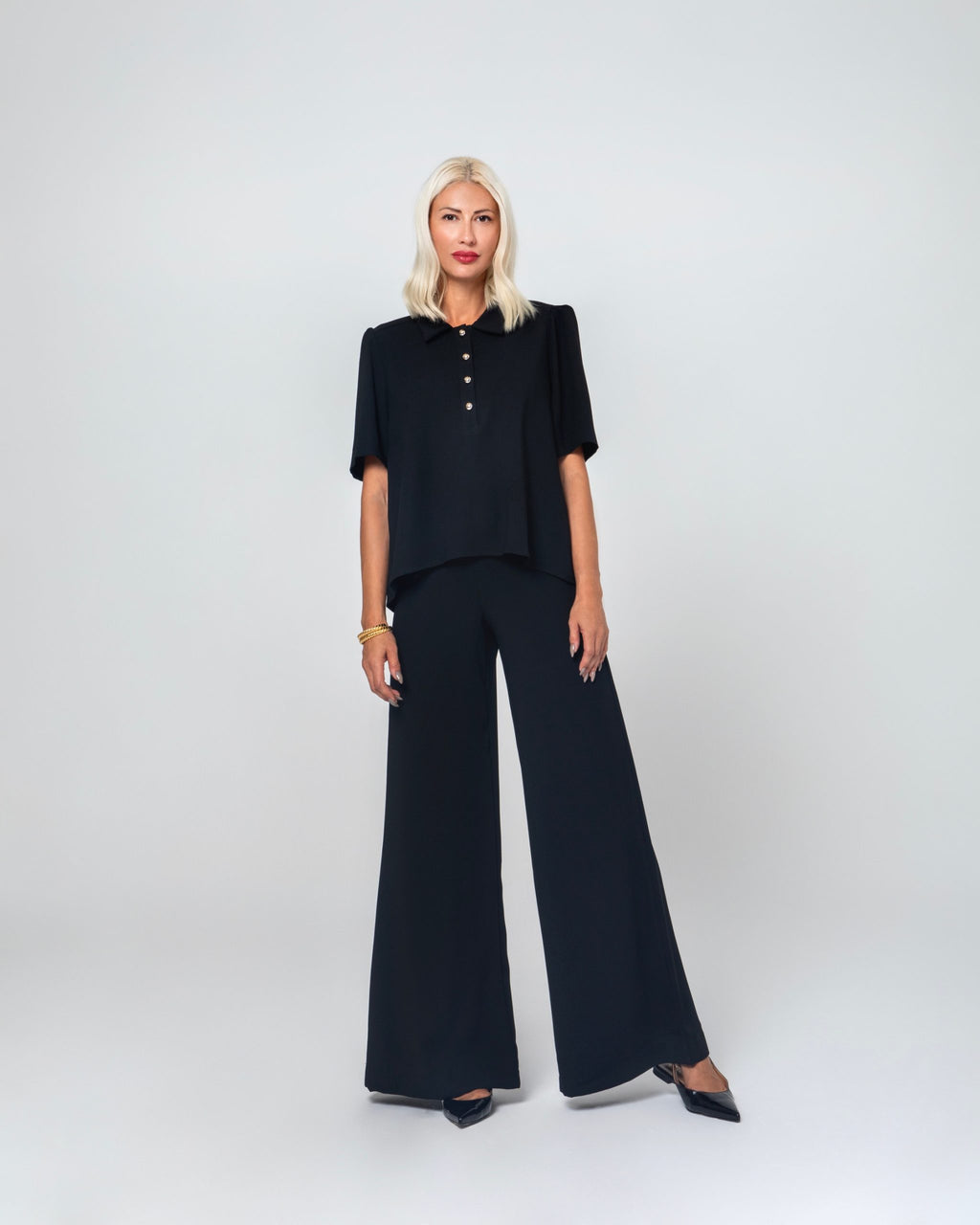 NORA ΜΠΛΟΥΖΑ ΜΕ ΧΡΥΣΑ ΚΟΥΜΠΙΑ (BLACK) MAMOUSH