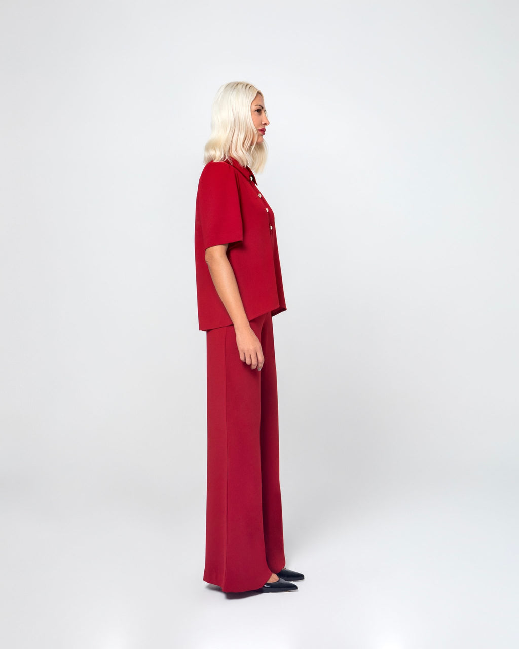 NORA ΜΠΛΟΥΖΑ ΜΕ ΧΡΥΣΑ ΚΟΥΜΠΙΑ (BURGUNDY) MAMOUSH