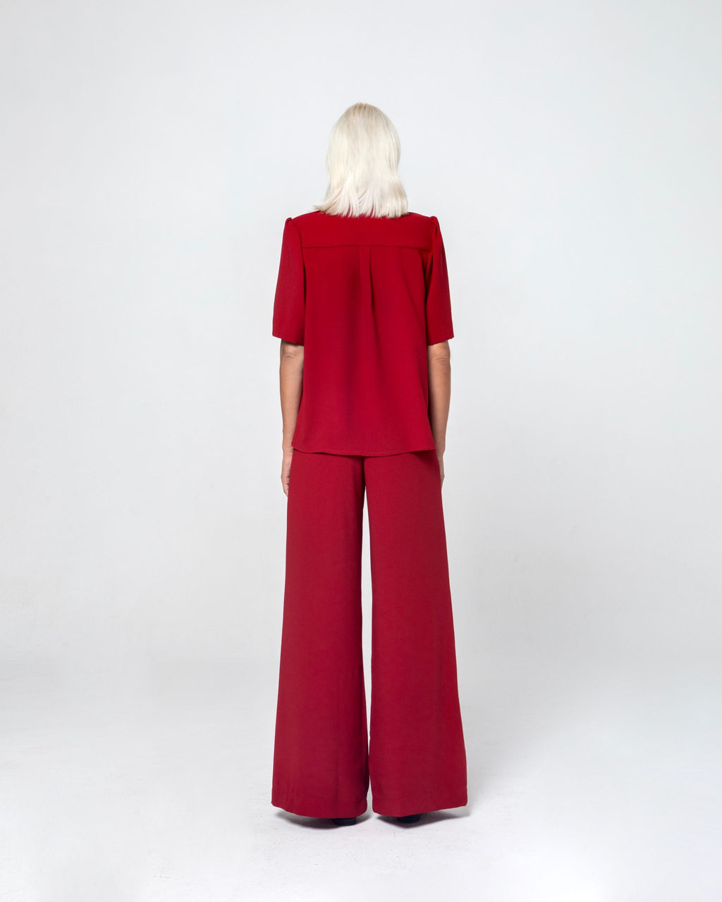 NORA ΜΠΛΟΥΖΑ ΜΕ ΧΡΥΣΑ ΚΟΥΜΠΙΑ (BURGUNDY) MAMOUSH