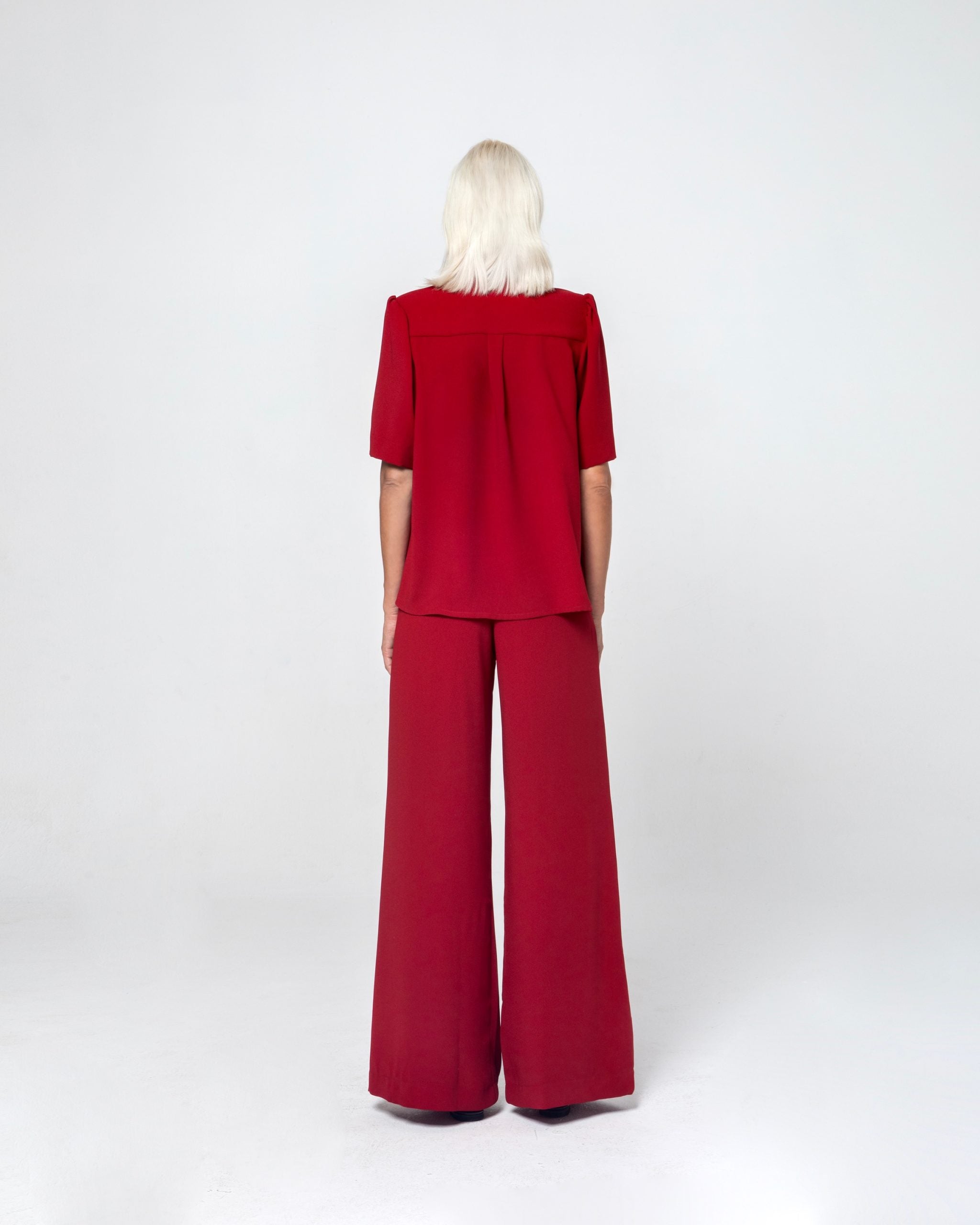 NORA ΜΠΛΟΥΖΑ ΜΕ ΧΡΥΣΑ ΚΟΥΜΠΙΑ (BURGUNDY) MAMOUSH