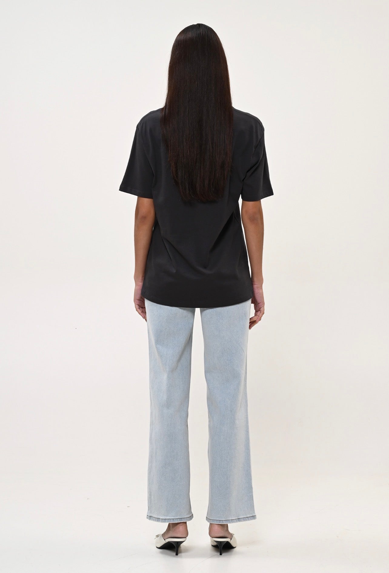 T-SHIRT ΜΕ LOGO 'B' ΑΠΟ ΣΤΡΑΣ BOOM