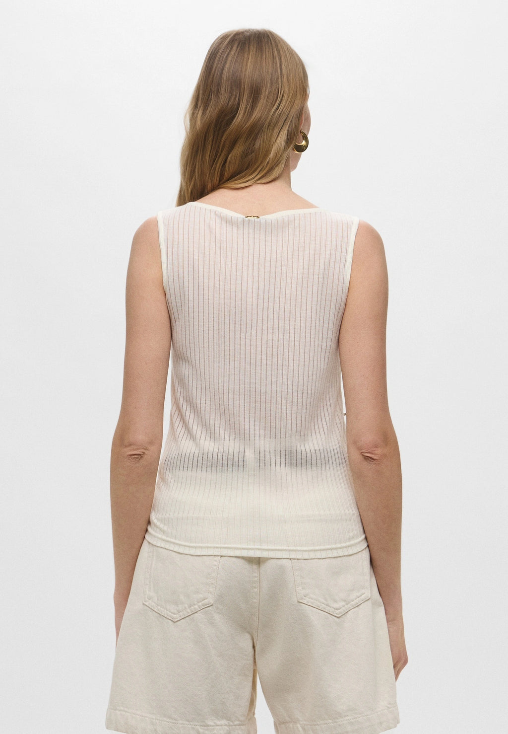 ΤΟΠ ΜΕ ΔΙΑΚΟΣΜΗΤΙΚΑ ΚΕΝΤΗΜΕΝΑ ΣΤΡΑΣ TWINSET