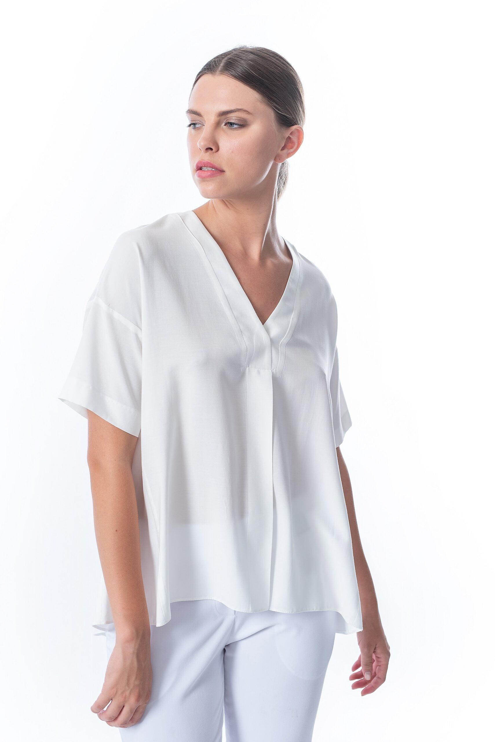 ΜΠΛΟΥΖΑ THE LINE PROJECT