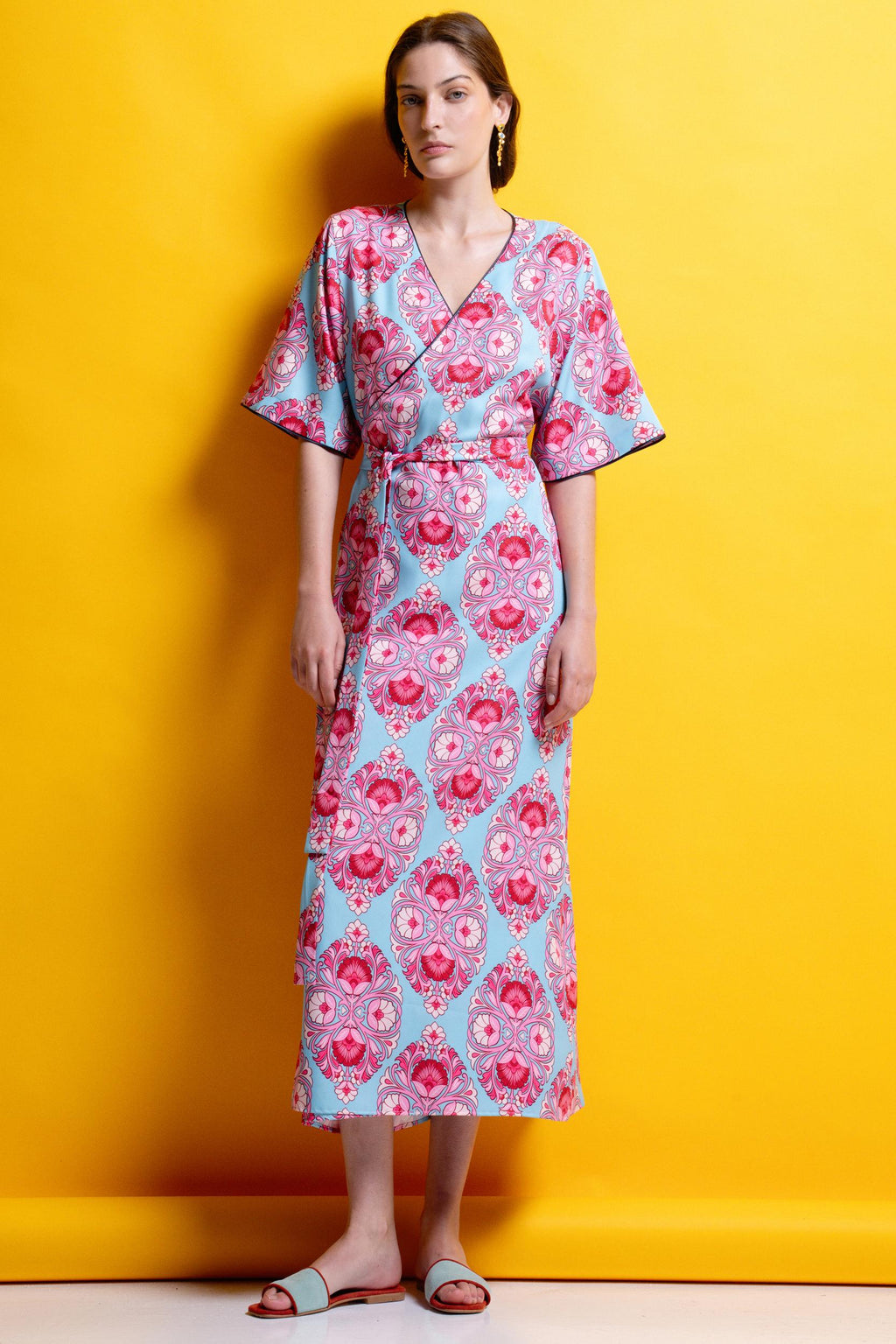 ‘ANNA’ ΚΡΟΥΑΖΕ ΦΟΡΕΜΑ MAMOUSH