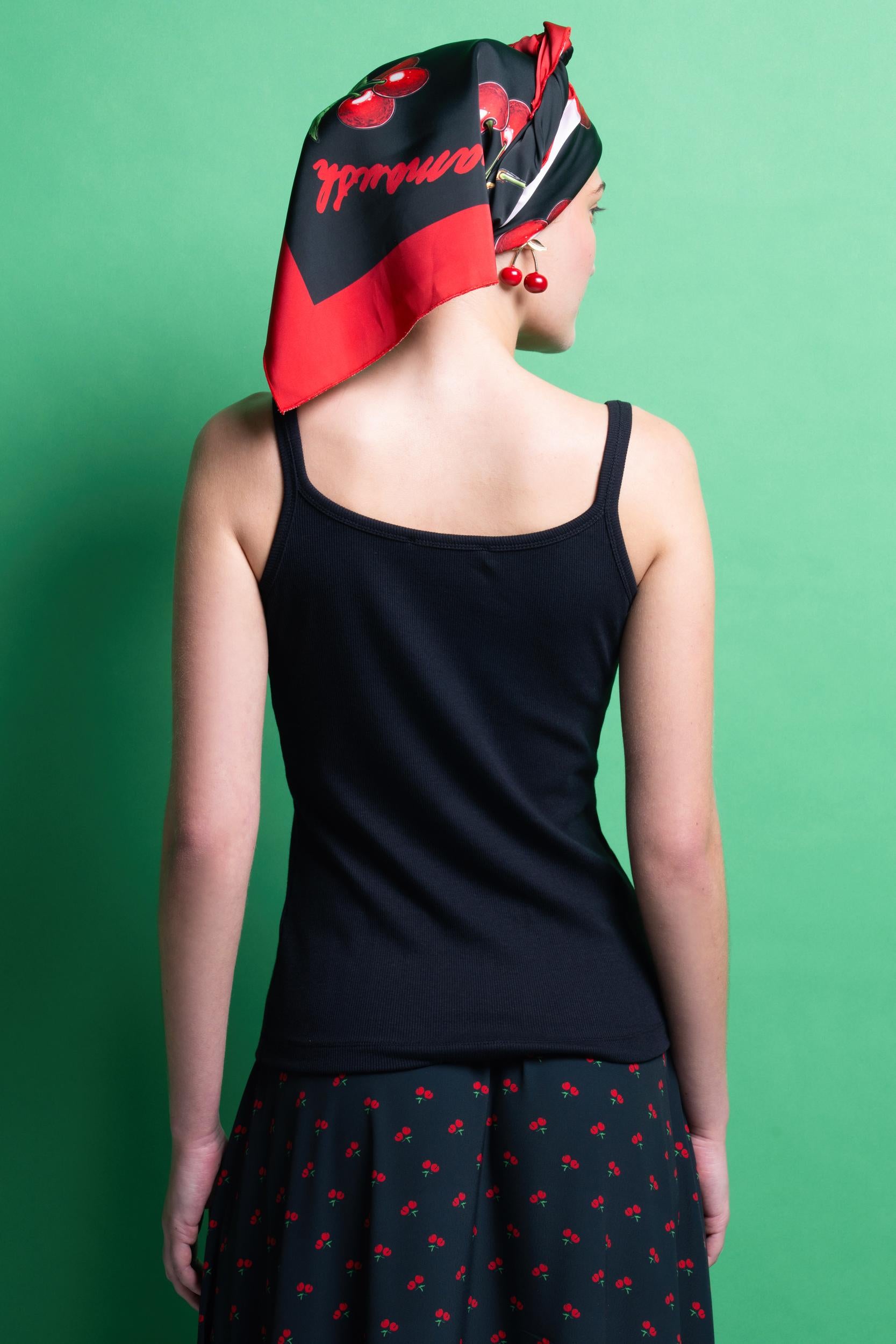 ‘BELLA’  ΤΟΠ ΜΕ ΚΕΝΤΗΜΑ (BLACK) MAMOUSH