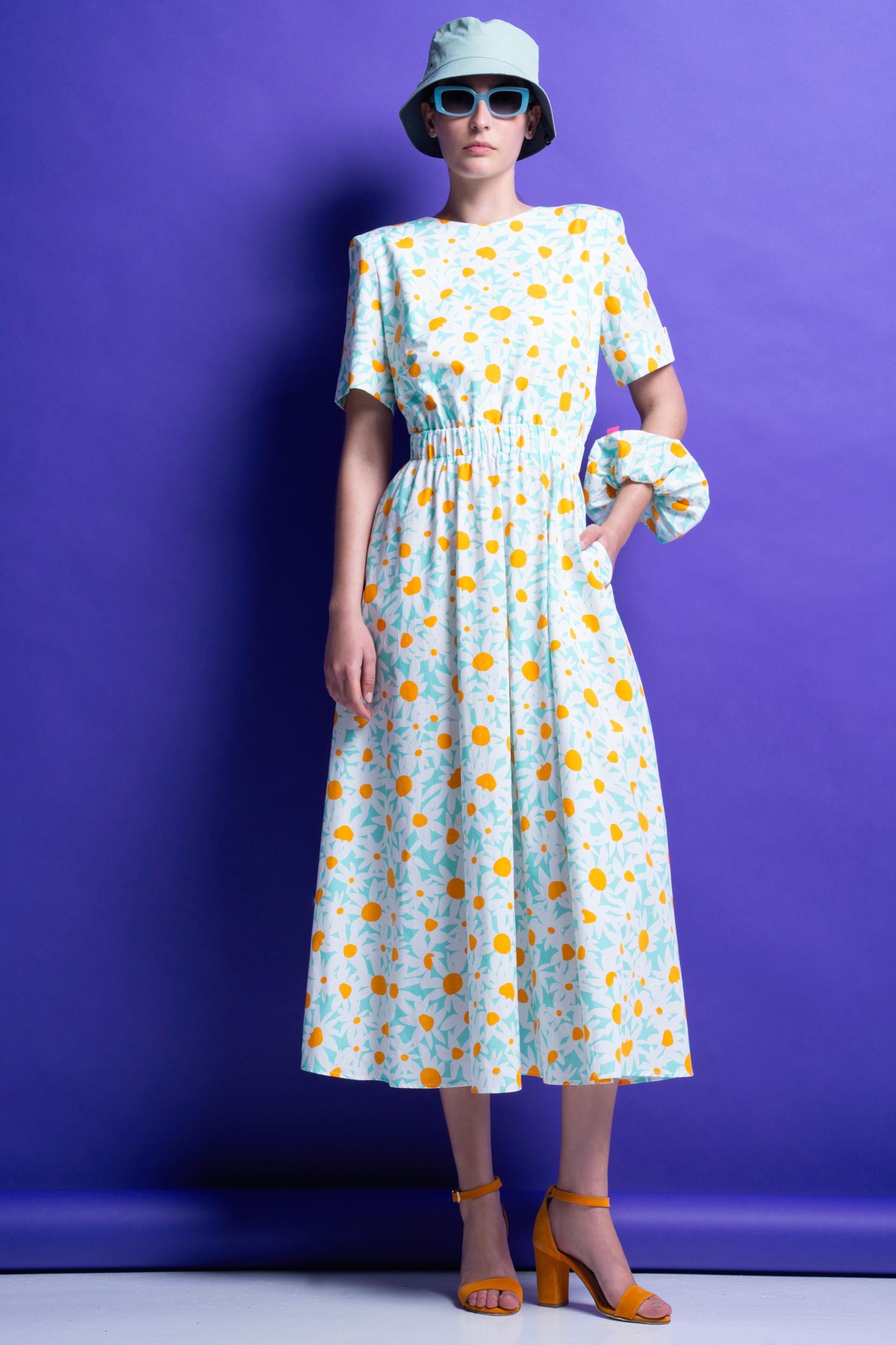 ‘VIOLETA’ ΒΑΜΒΑΚΕΡΟ ΦΟΡΕΜΑ ΜΕ ΜΑΡΓΑΡΙΤΕΣ MAMOUSH