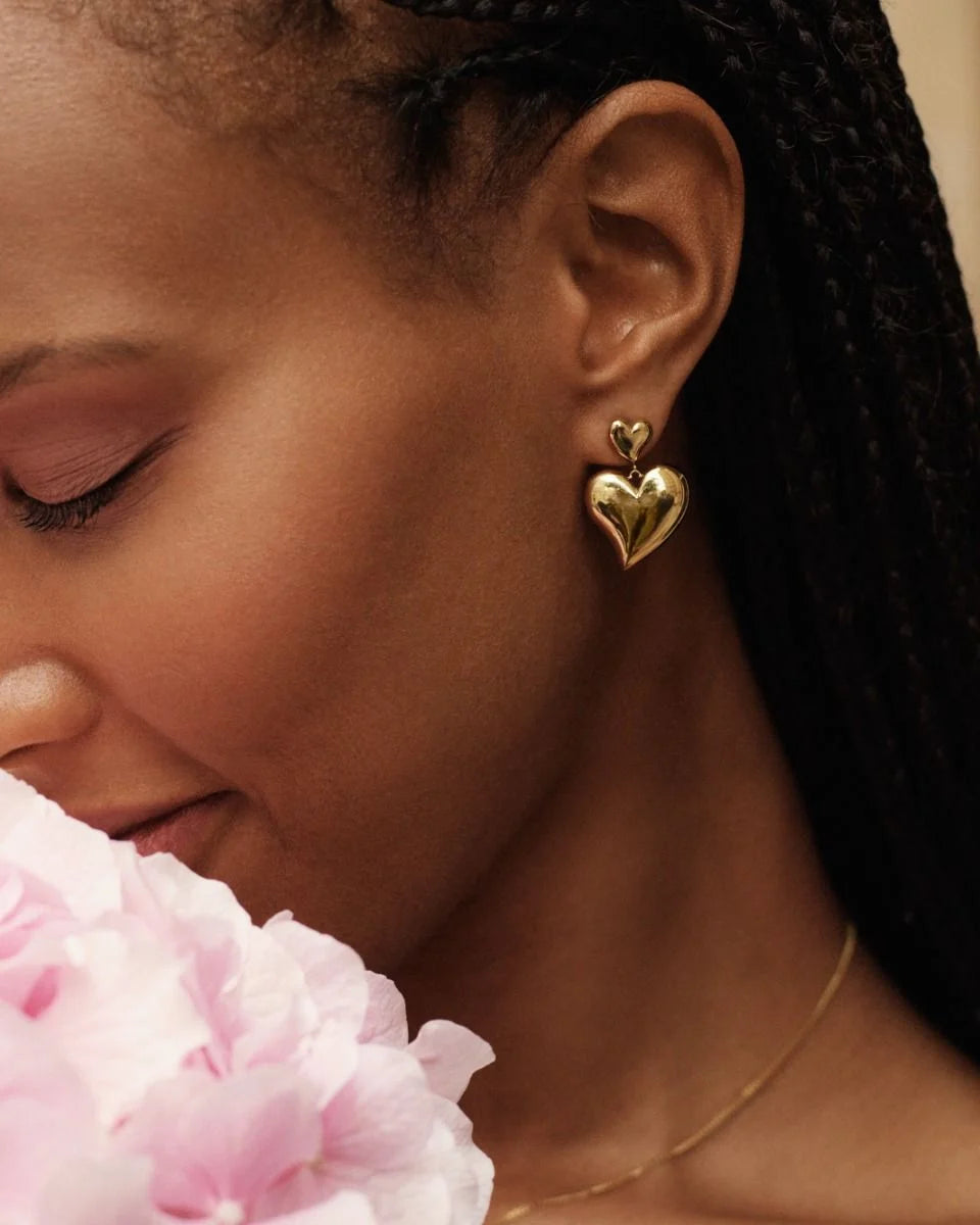 ΣΚΟΥΛΑΡΙΚΙΑ AMORINA ΧΡΥΣΑ ΣΕ ΣΧΗΜΑ ΚΑΡΔΙΑΣ EDBLAD