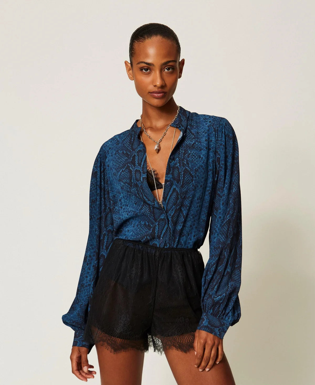 ΠΟΥΚΑΜΙΣΟ CREPE DE CHINE ΜΕ ΤΥΠΩΜΑ PYTHON (BLUE) TWINSET