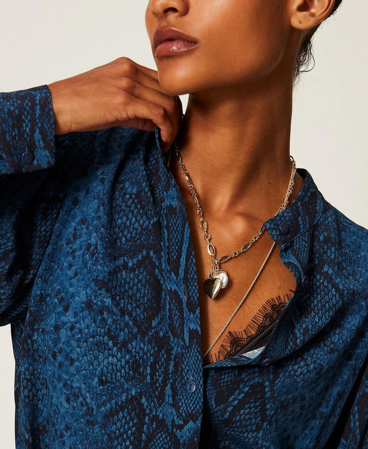 ΠΟΥΚΑΜΙΣΟ CREPE DE CHINE ΜΕ ΤΥΠΩΜΑ PYTHON (BLUE) TWINSET
