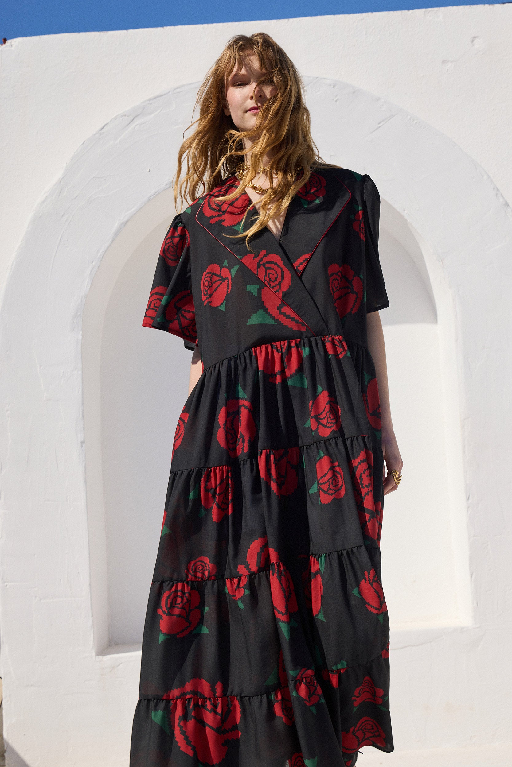 'VANESSA' ΜΙΝΤΙ ΦΟΡΕΜΑ (BLACK ROSES) MAMOUSH