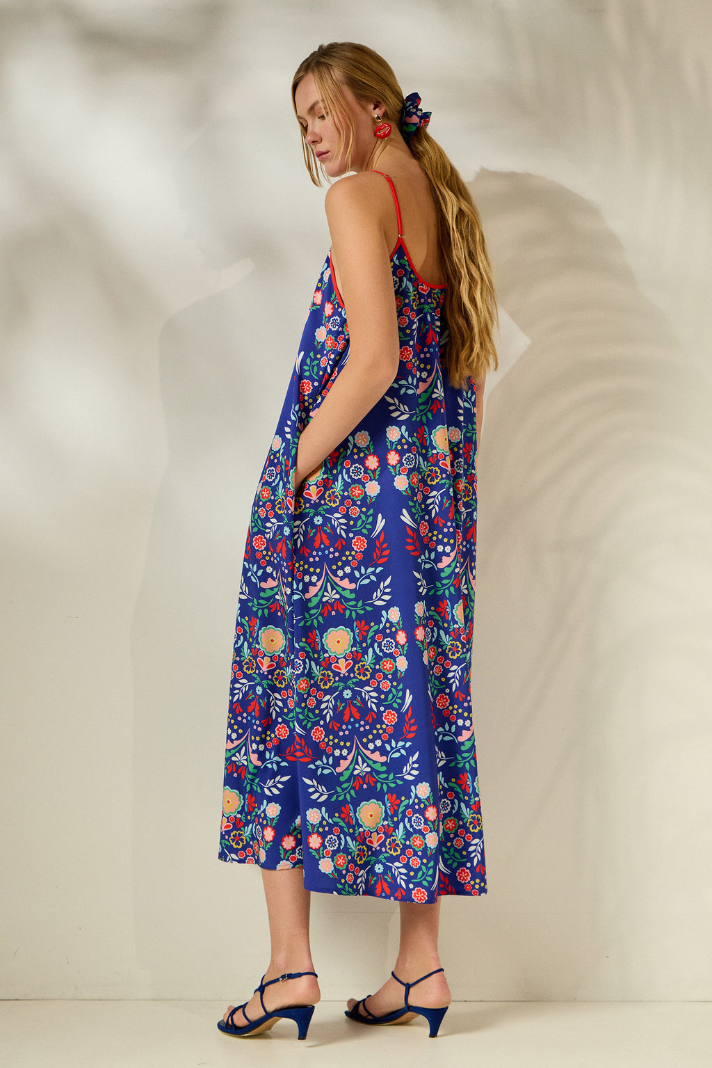‘ALIKI’ ΜΙΝΤΙ ΦΟΡΕΜΑ (BLUE FLOWERS) MAMOUSH