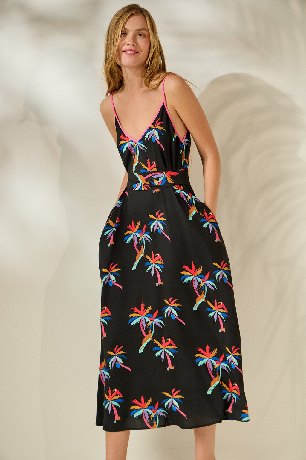 ‘ALIKI’ ΜΙΝΤΙ ΦΟΡΕΜΑ (BLACK/PALM TREES) MAMOUSH