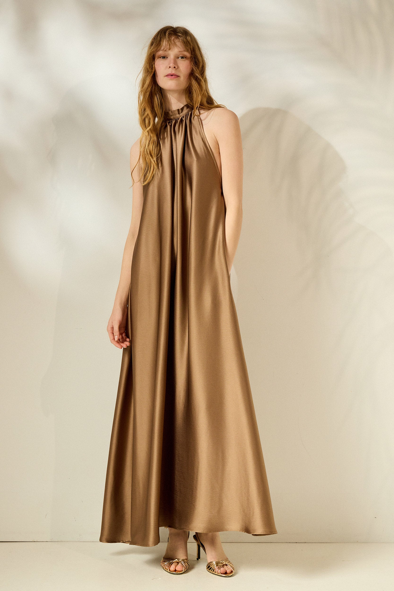 'ELEANORA' ΜΑΞΙ ΦΟΡΕΜΑ (MOCCA) MAMOUSH