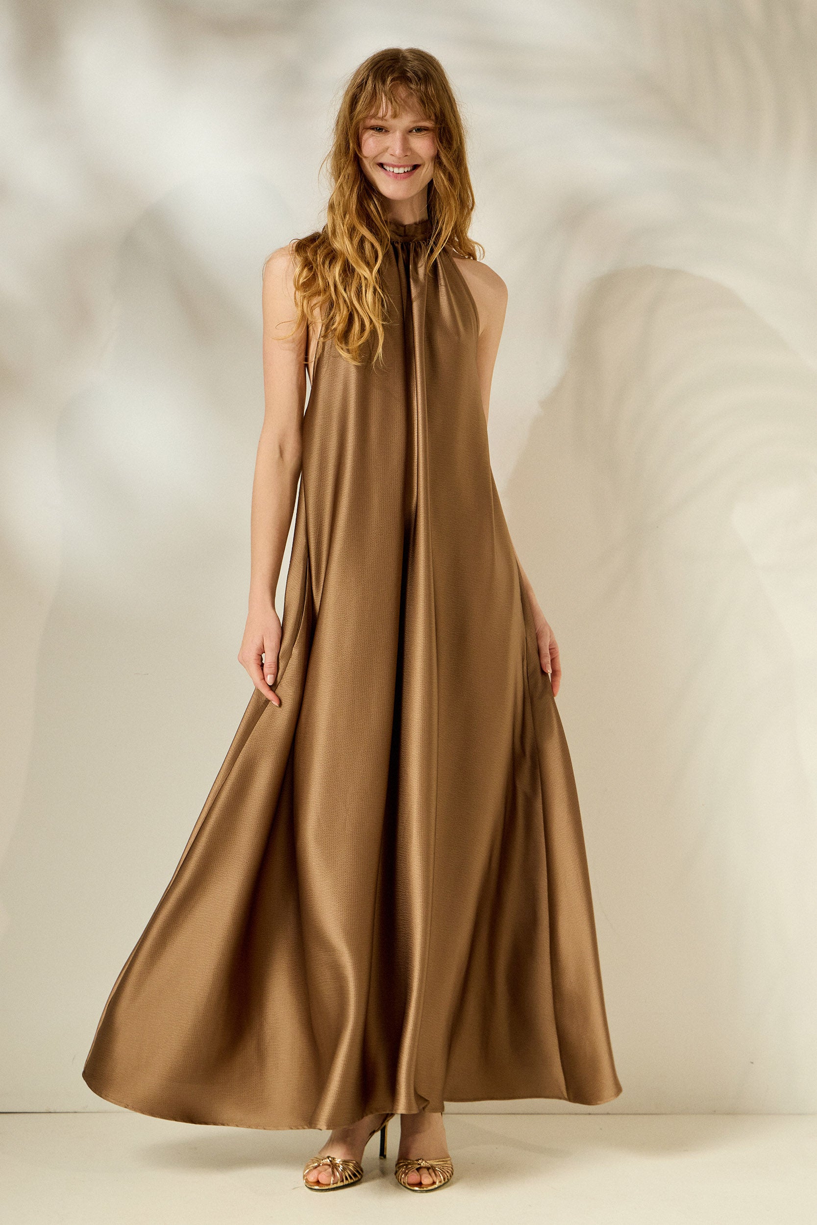 'ELEANORA' ΜΑΞΙ ΦΟΡΕΜΑ (MOCCA) MAMOUSH