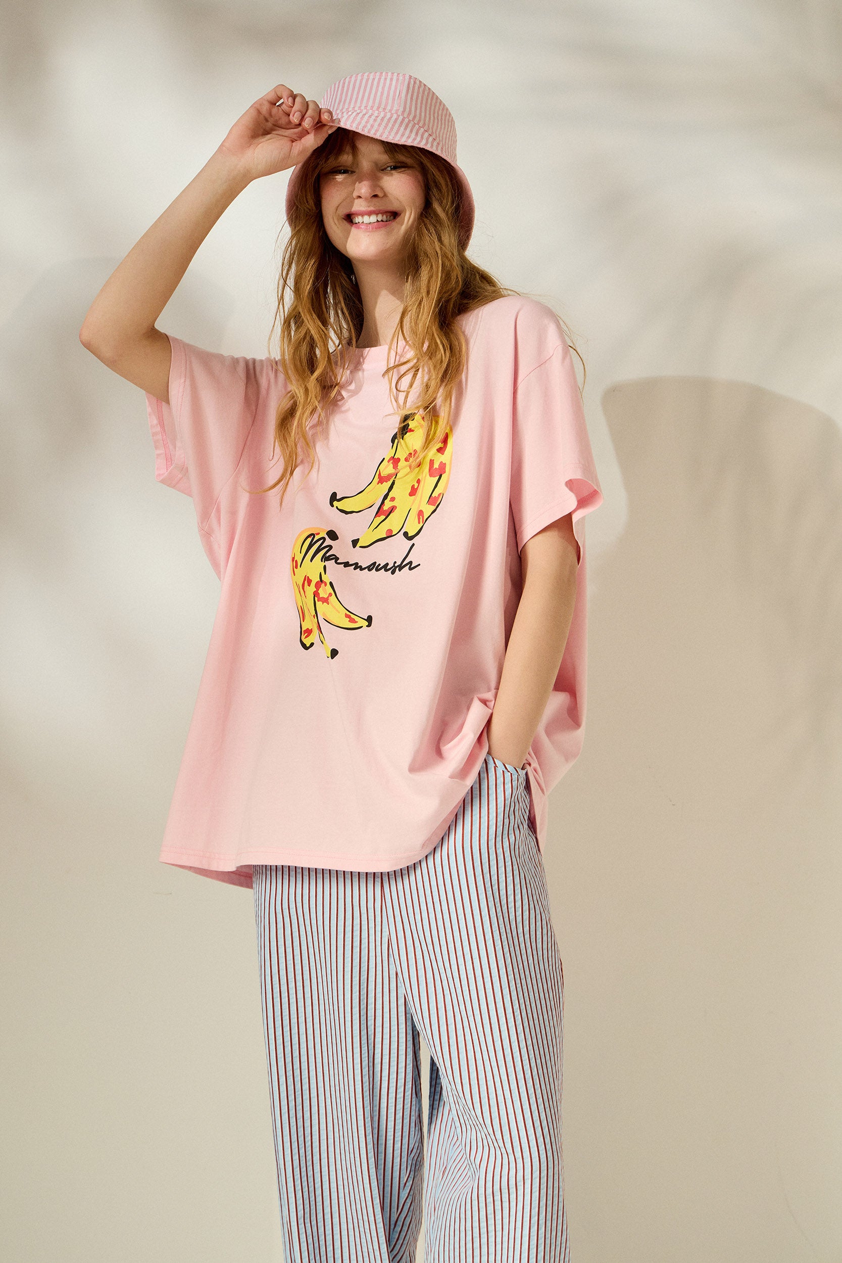 'BANANA' OVERSIZED TEES (PINK) MAMOUSH