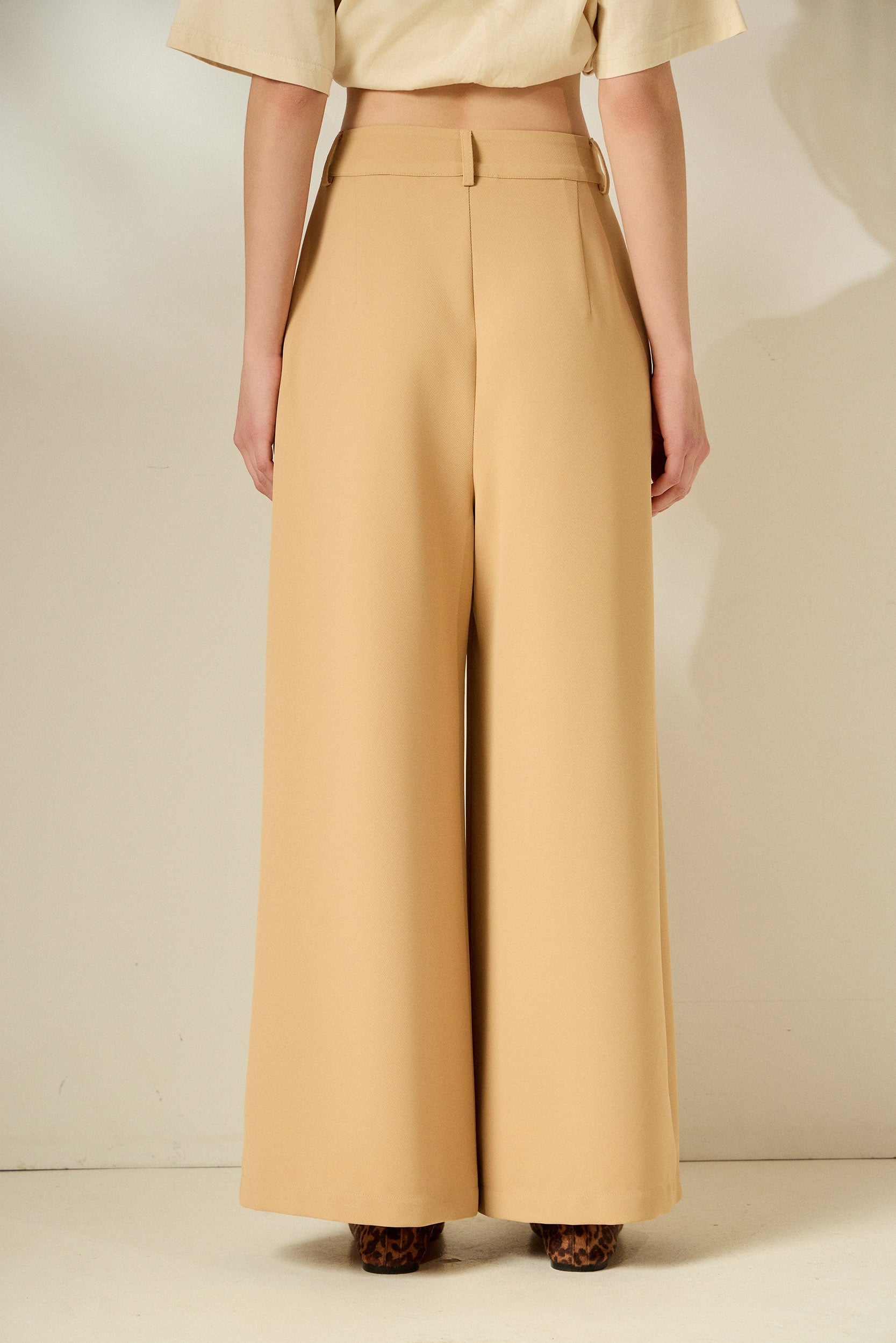 ‘ILIANA’ CROPPED ΠΑΝΤΕΛΟΝΙ (BEIGE) MAMOUSH