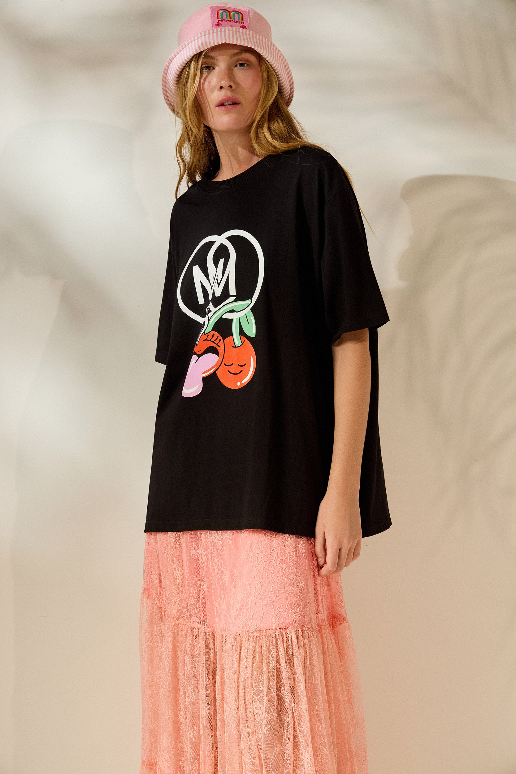 'CHERRY' OVERSIZED TEES (BLACK) MAMOUSH