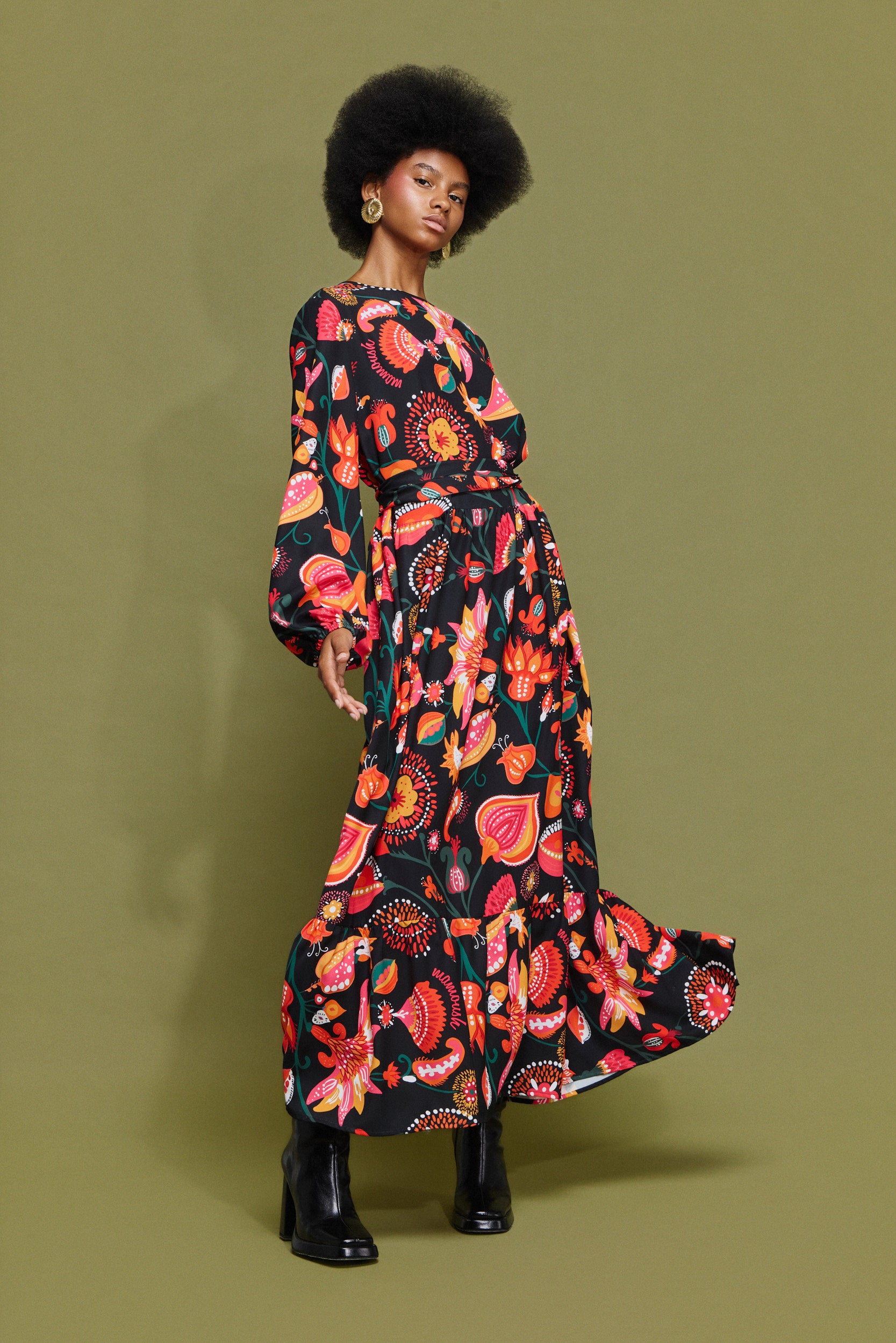 STELLA' ΜΑΚΡΥ ΦΟΡΕΜΑ MAMOUSH