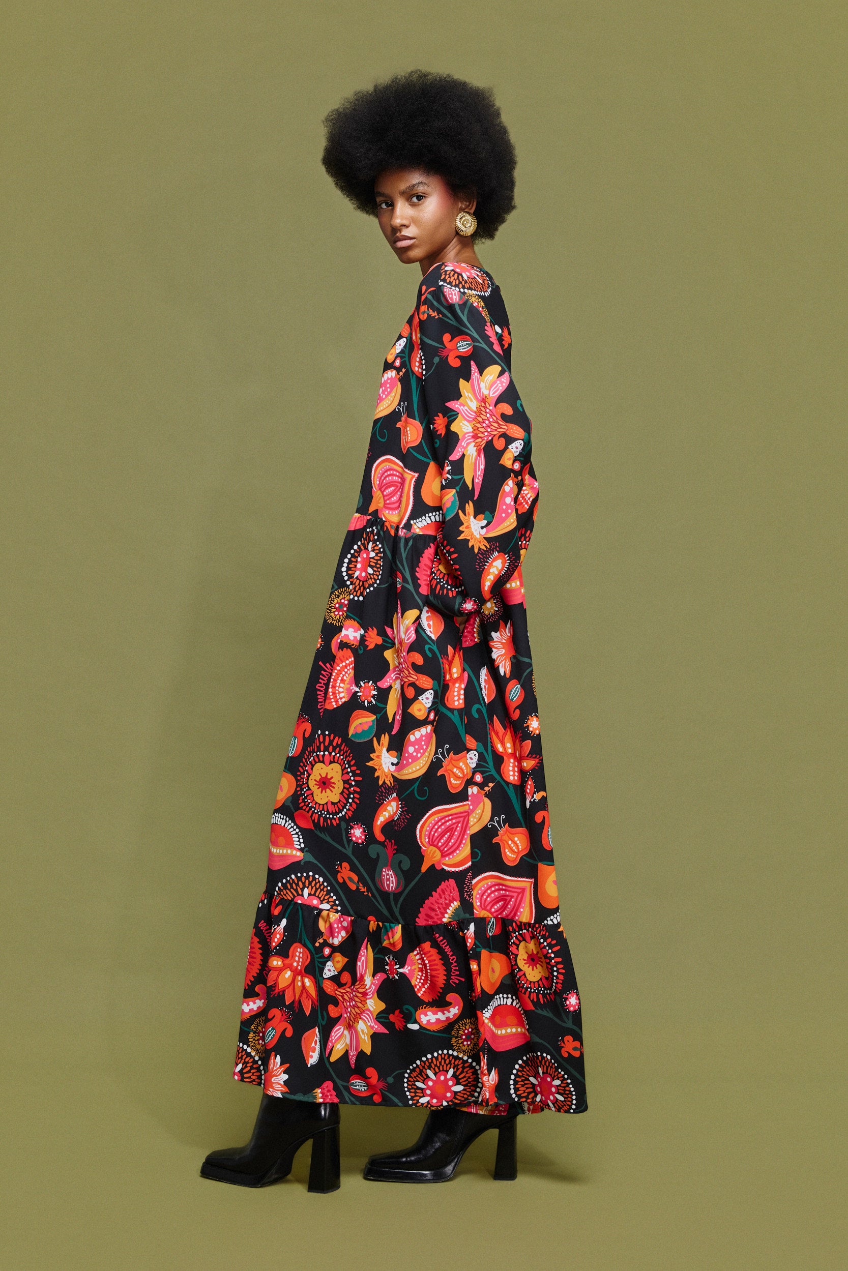 STELLA' ΜΑΚΡΥ ΦΟΡΕΜΑ MAMOUSH